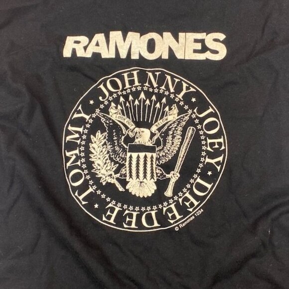 NWOT Ramones Rock Band Tee Shirt Black Size Large - Picture 2 of 3